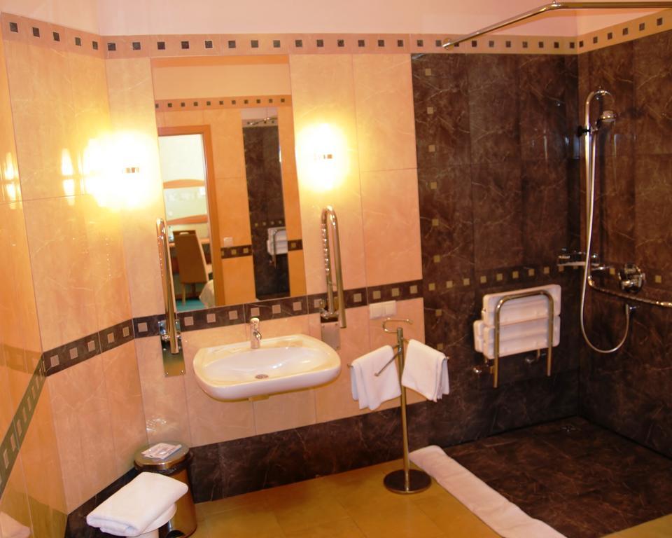 Hotel Savoy Łódź Zimmer foto