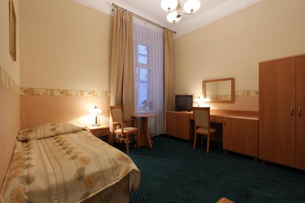 Hotel Savoy Łódź Zimmer foto